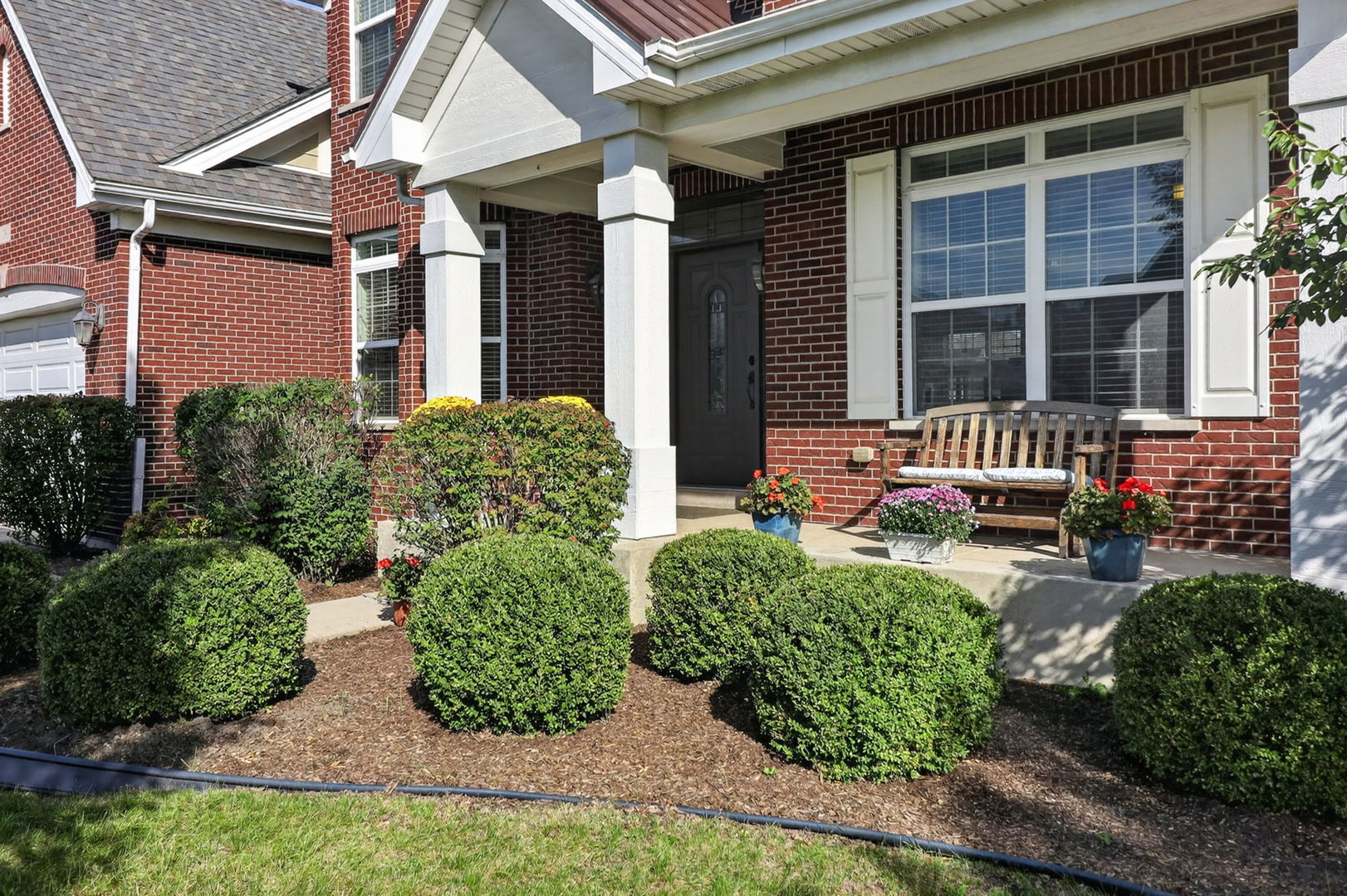 18 N Acacia Drive Property Photo 2