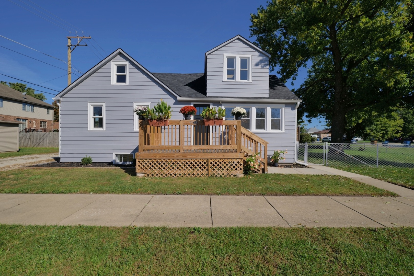 9548 Merrimac Avenue Property Photo 3