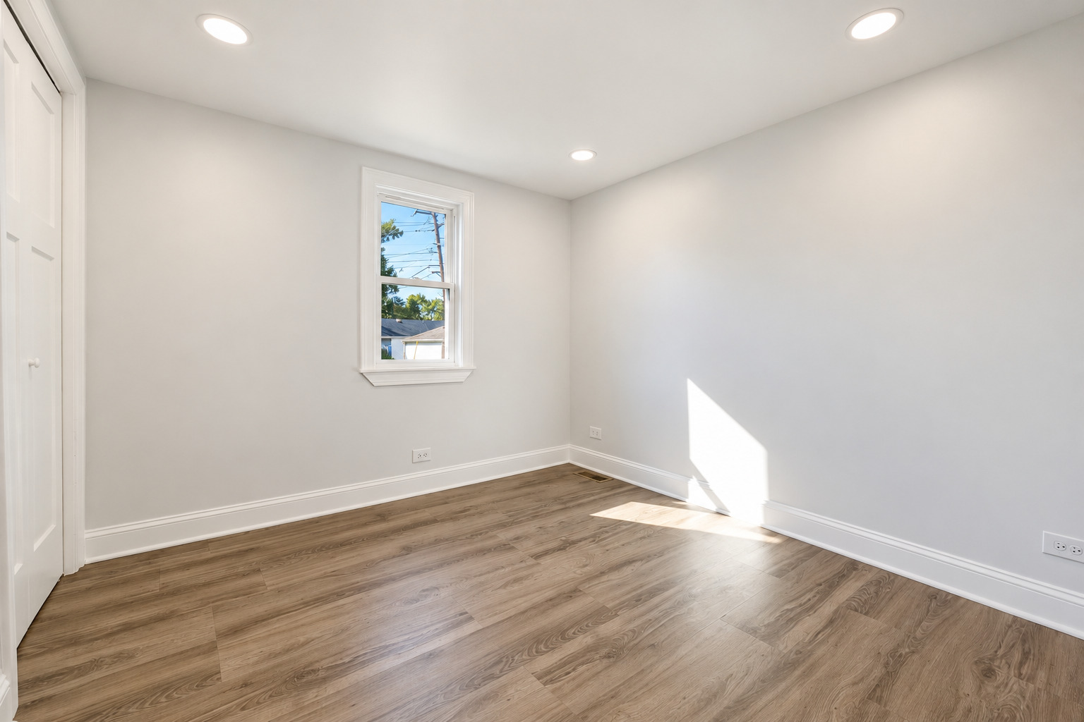 9548 Merrimac Avenue Property Photo 10