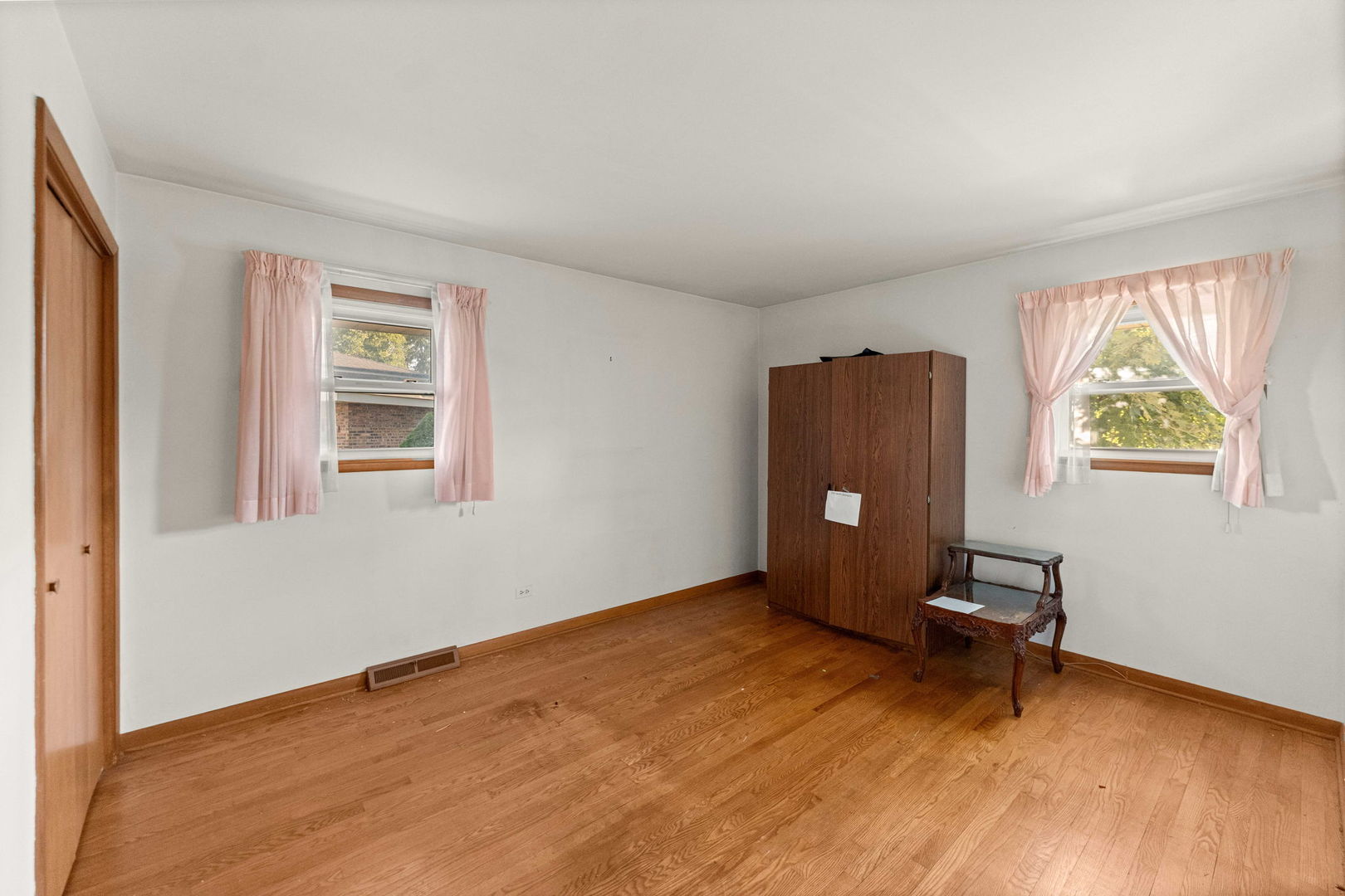 630 De Angelis Court Property Photo 7