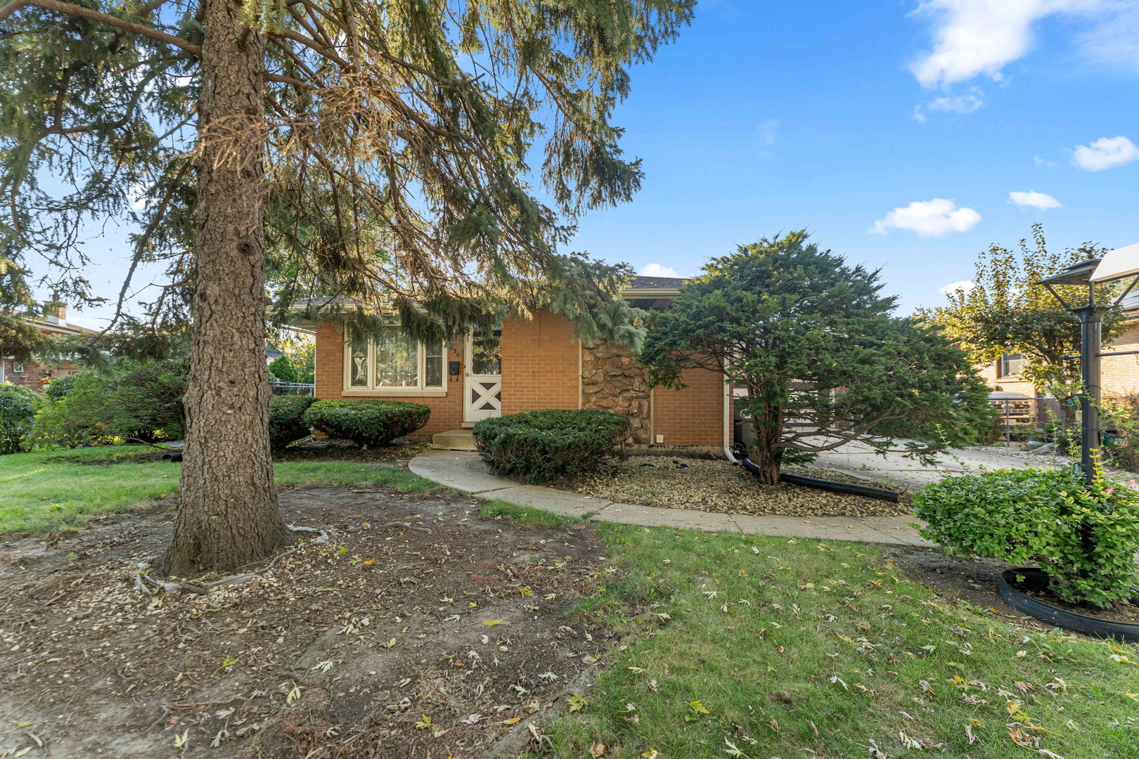 630 De Angelis Court Property Photo 13