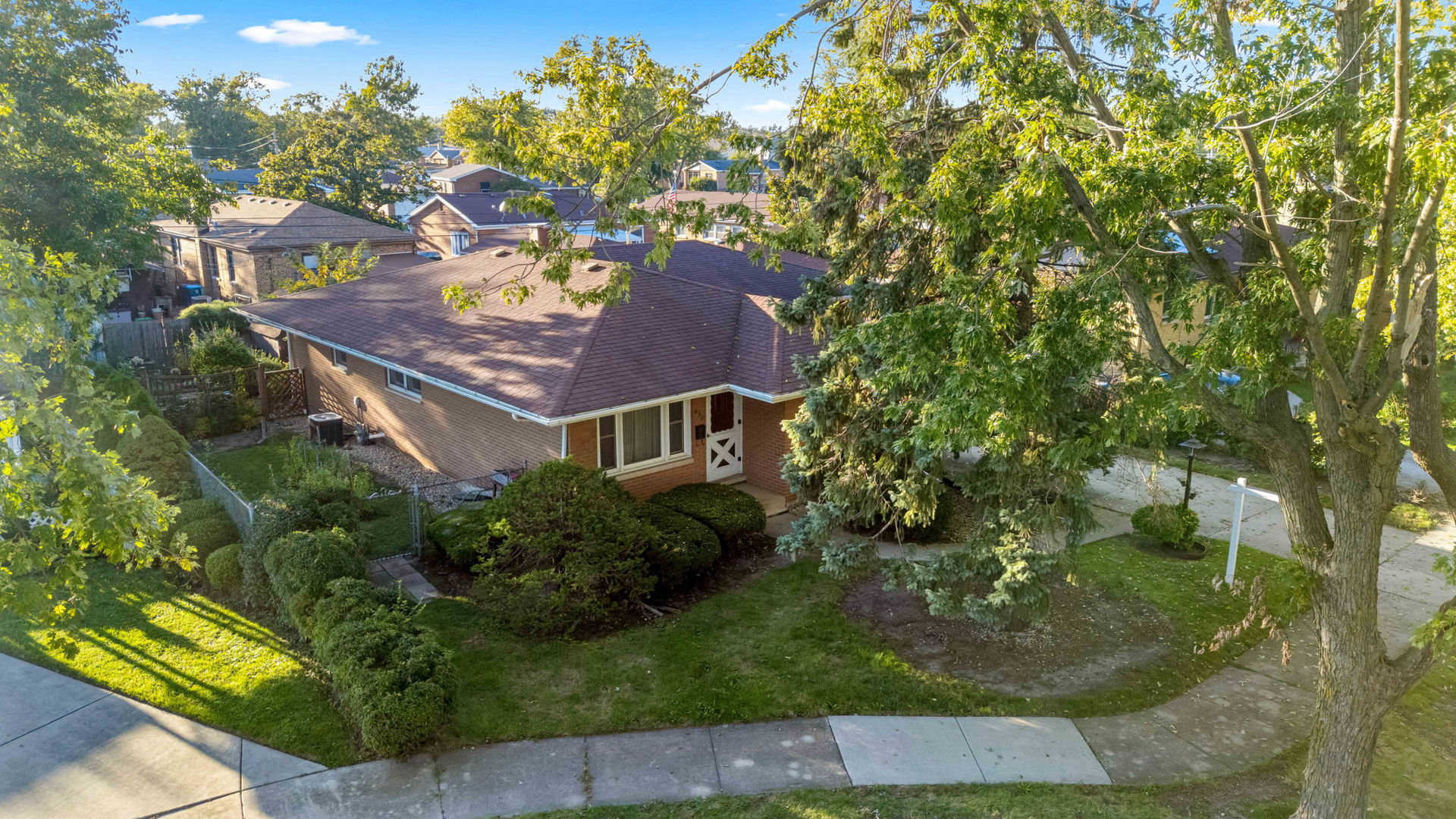 630 De Angelis Court Property Photo 24