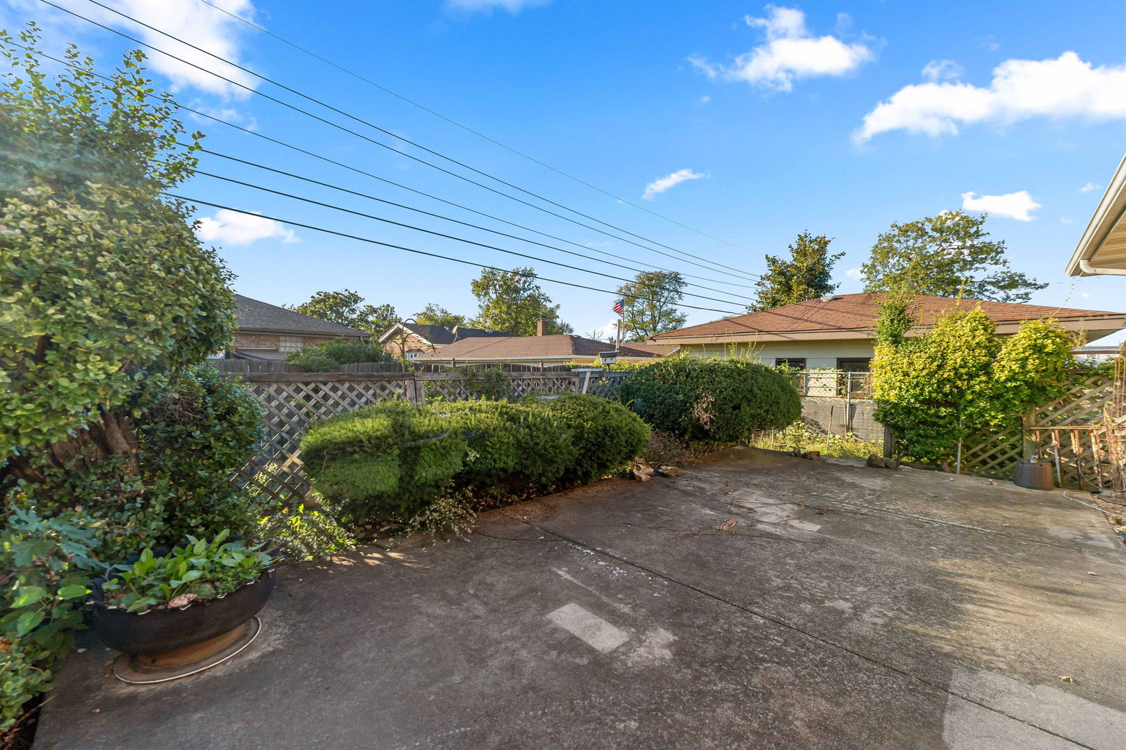 630 De Angelis Court Property Photo 24