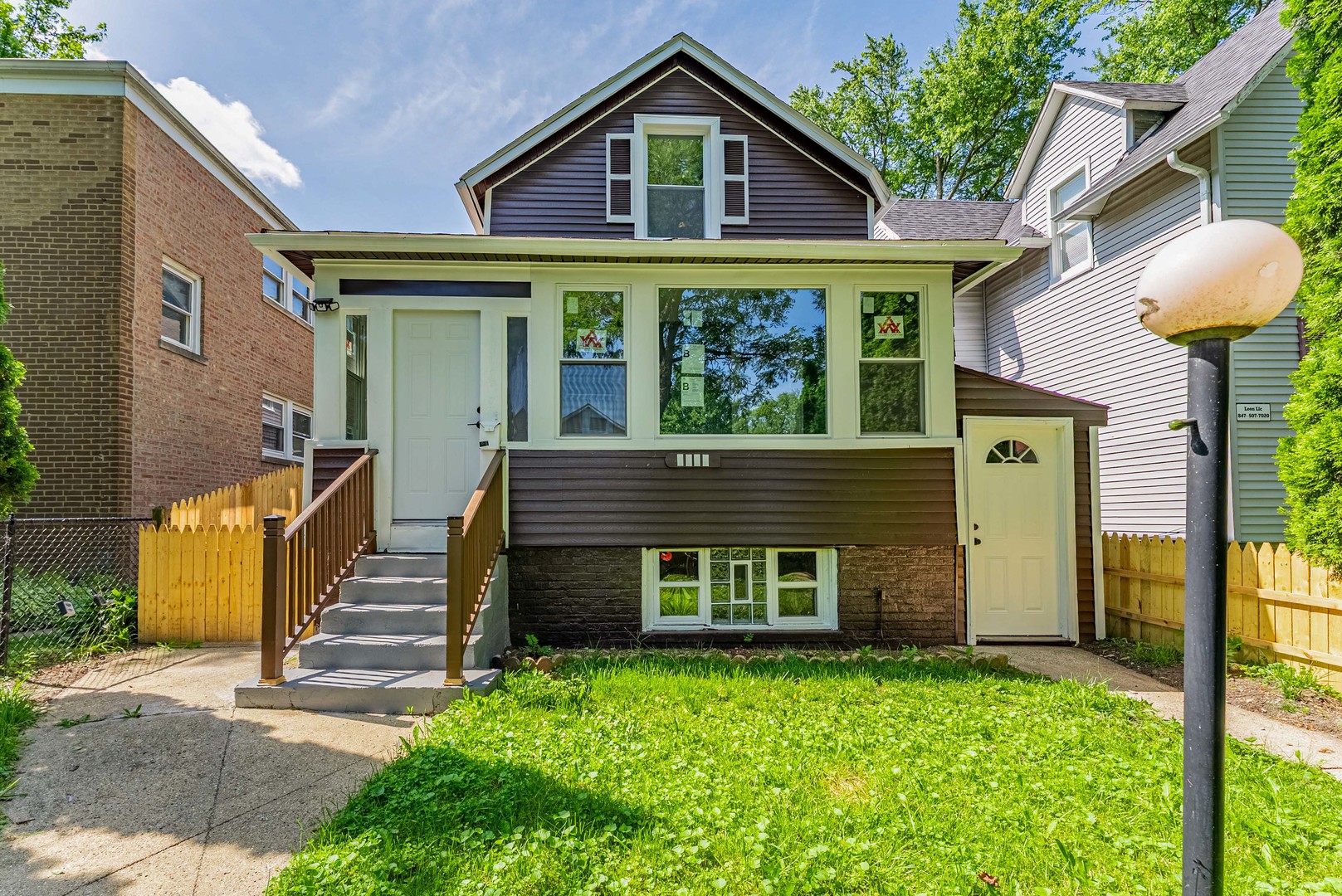 1914 Foster Street Property Photo 2
