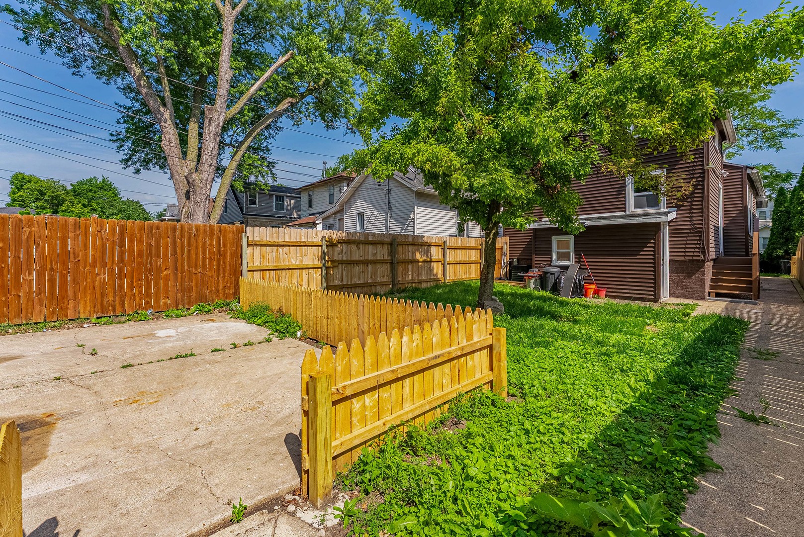 1914 Foster Street Property Photo 21