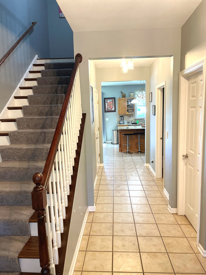 425 Lennox Drive Property Photo 3
