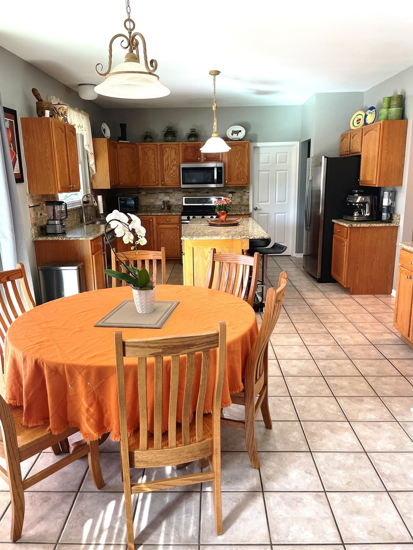 425 Lennox Drive Property Photo 6
