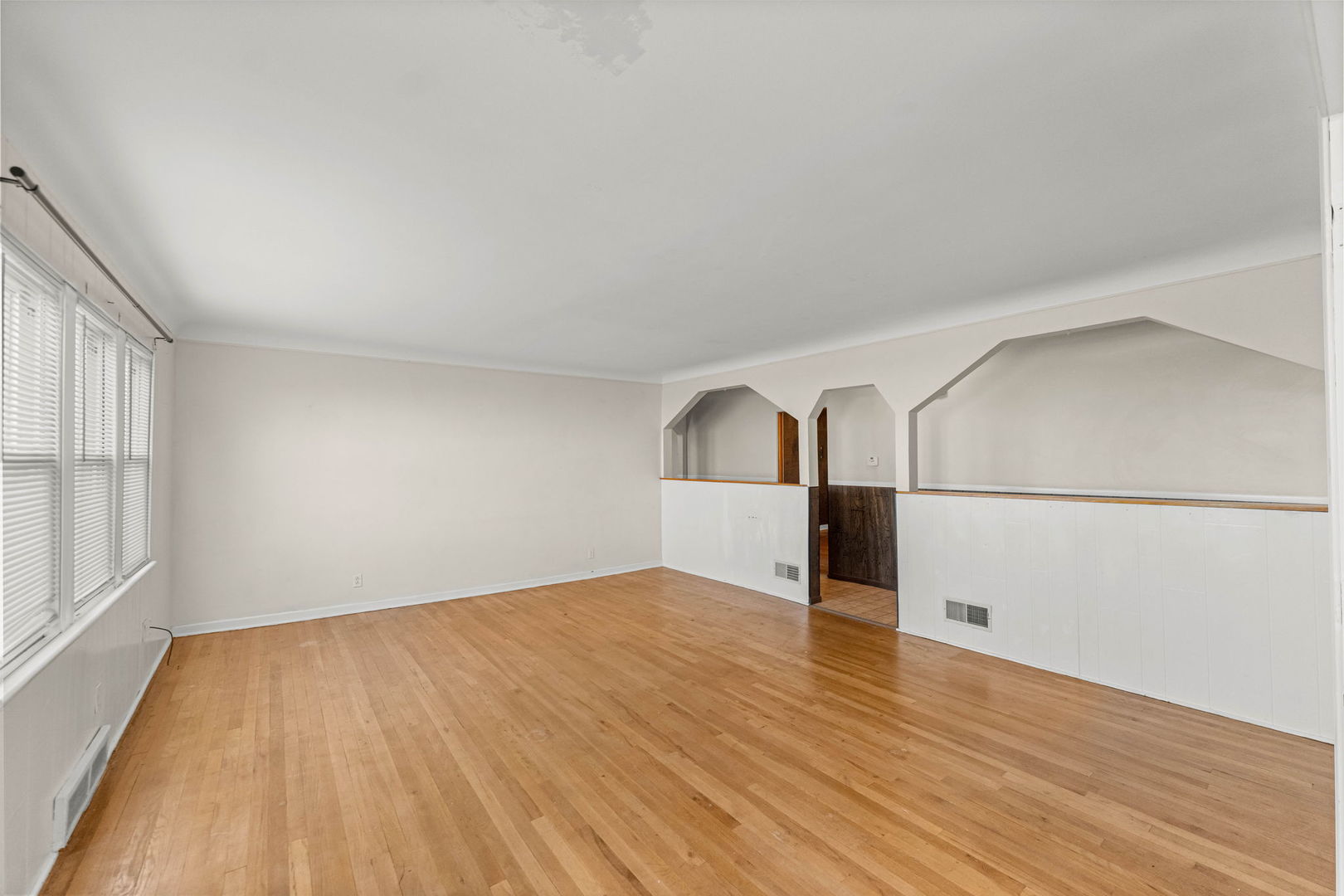 629 De Angelis Court Property Photo 8