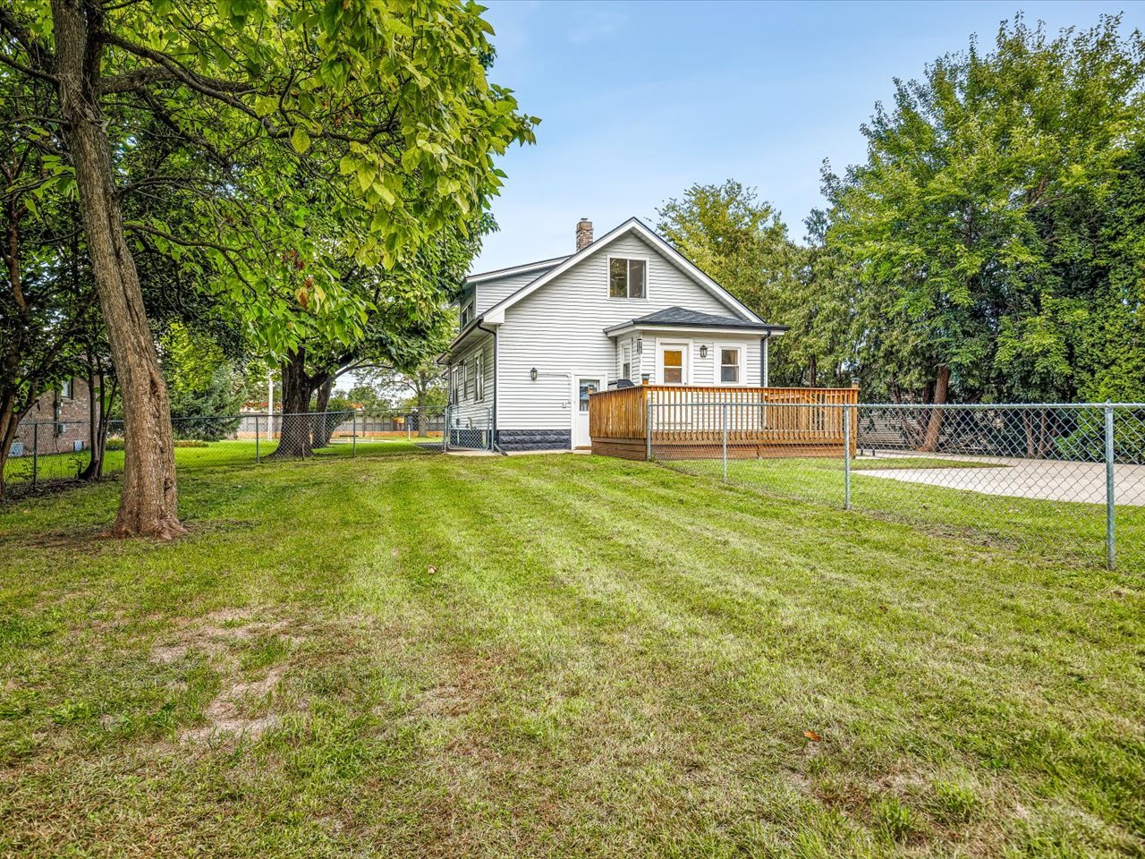 813 Harlem Road Property Photo 36