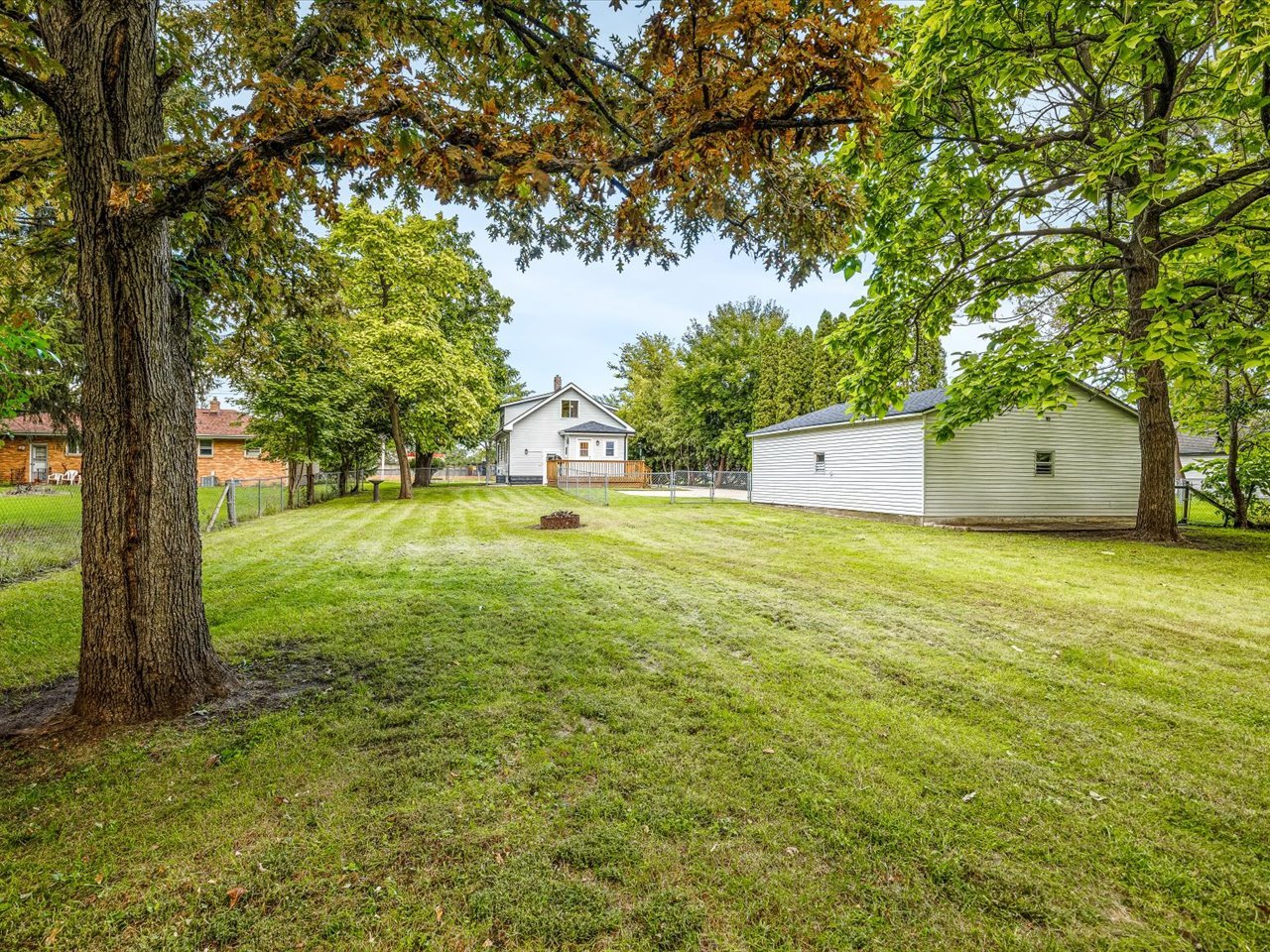 813 Harlem Road Property Photo 38