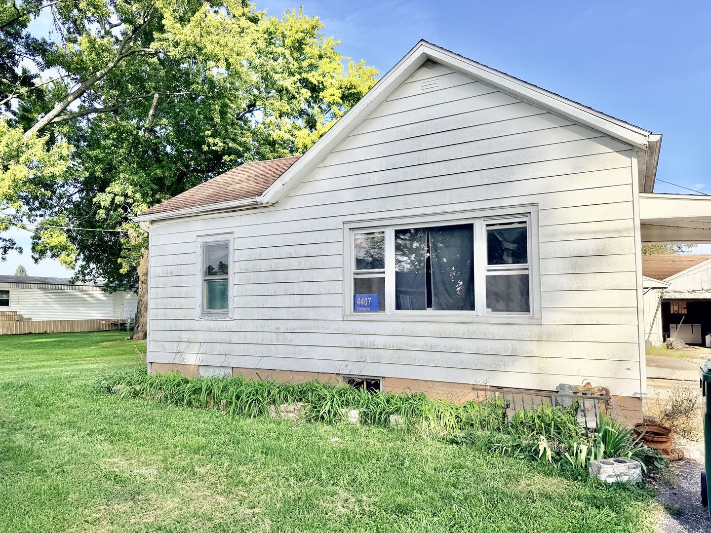 4407 Cleveland Street Property Photo 1