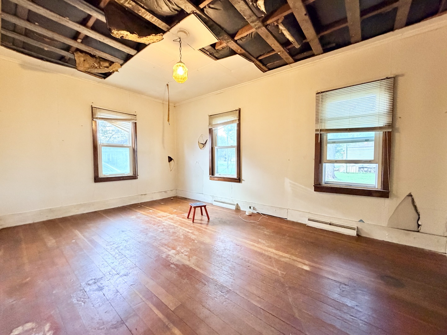 4407 Cleveland Street Property Photo 7