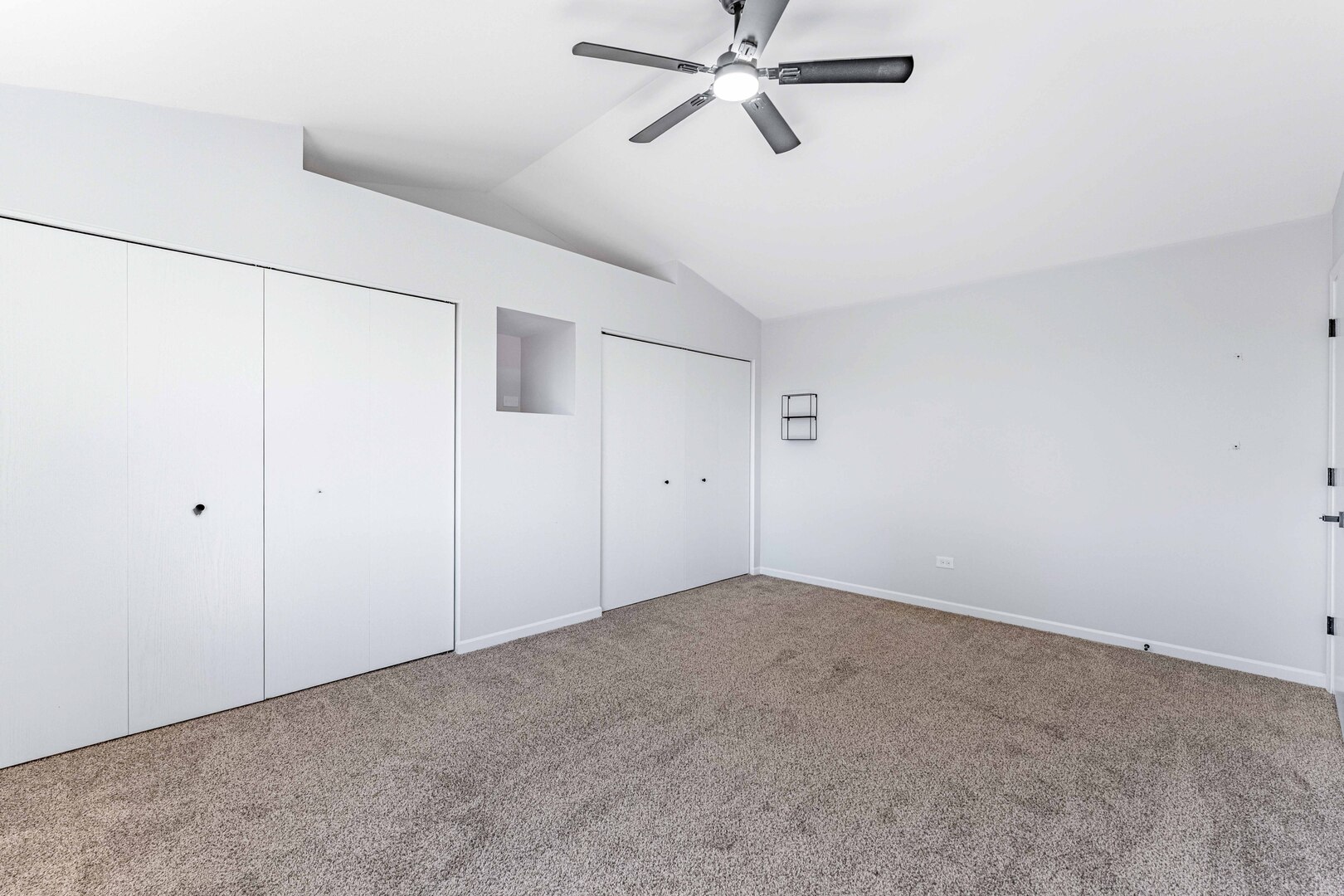 2057 W Helen Drive Property Photo 17