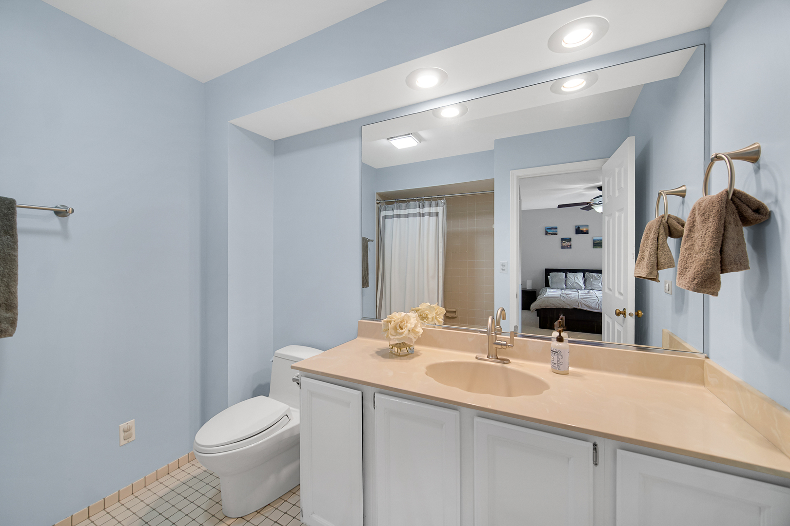 9054 Forestview Road Property Photo 23