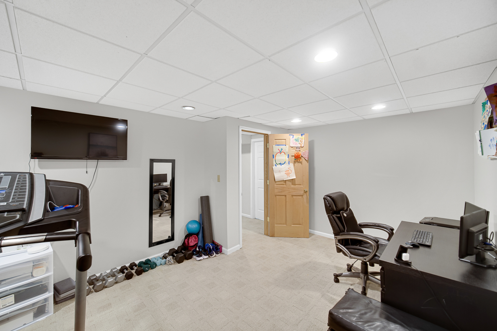 9054 Forestview Road Property Photo 32