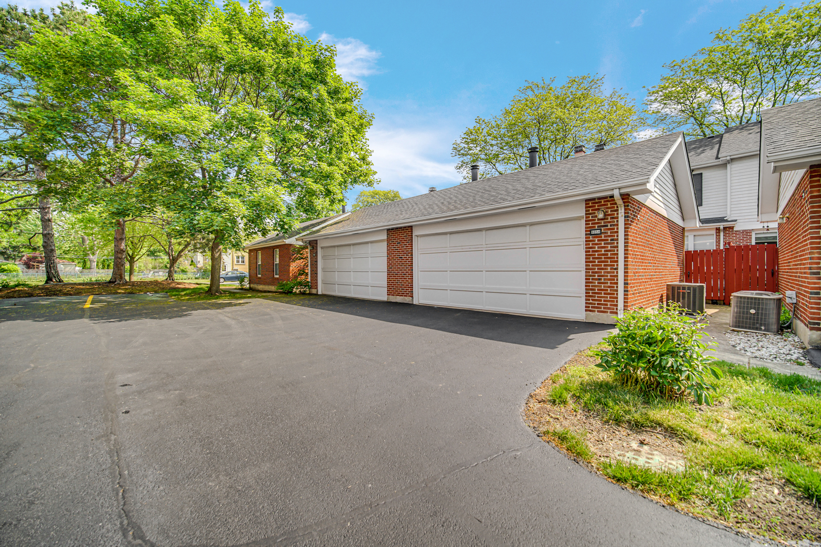 9054 Forestview Road Property Photo 37