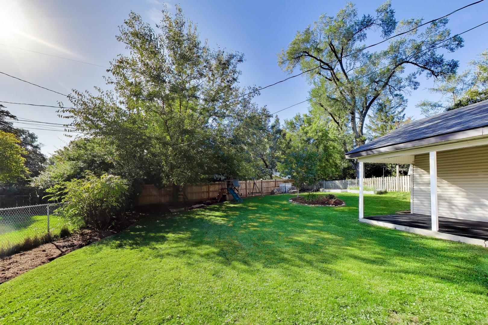 1445 N Webster Street Property Photo 36