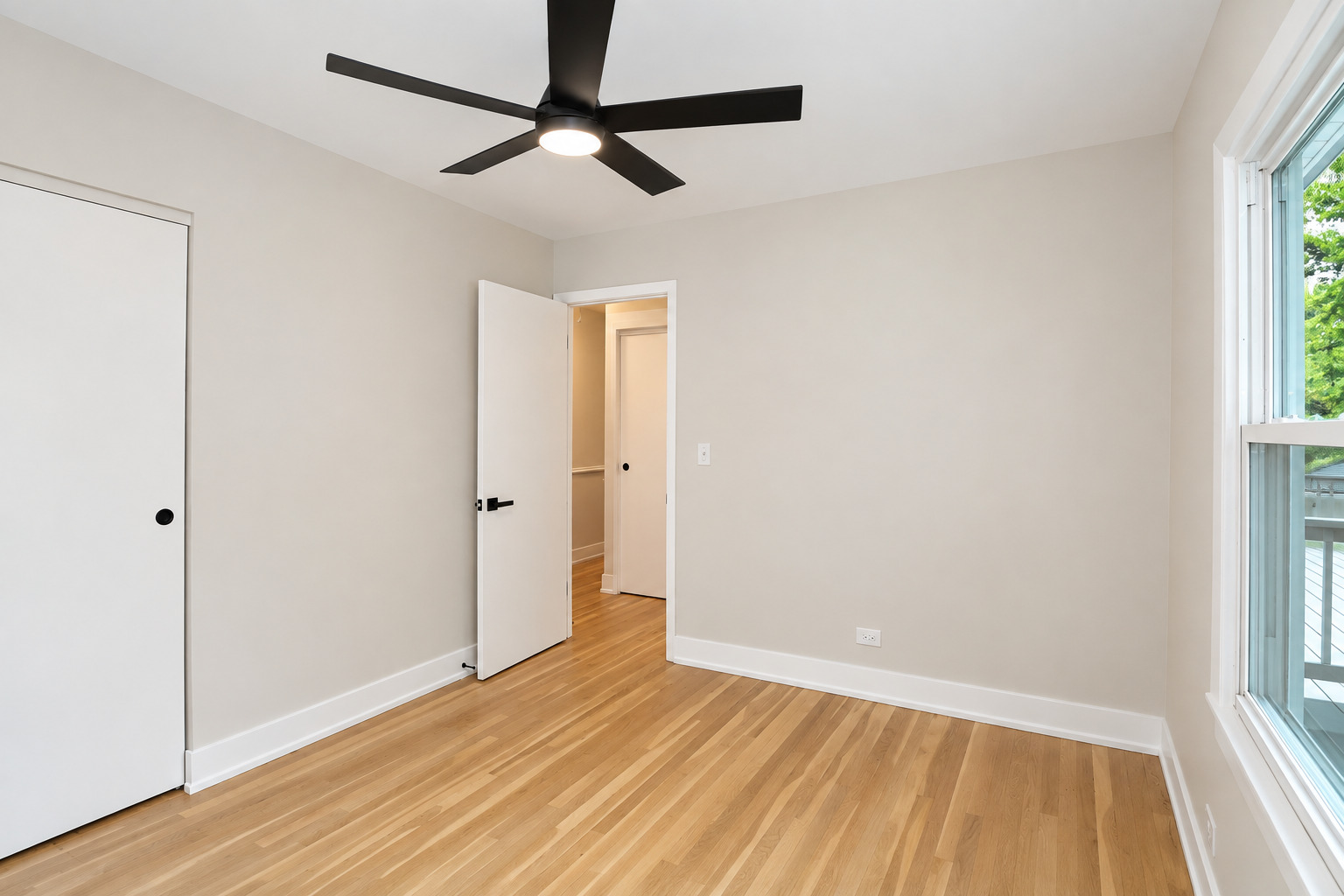 30w234 Claymore Lane Property Photo 19