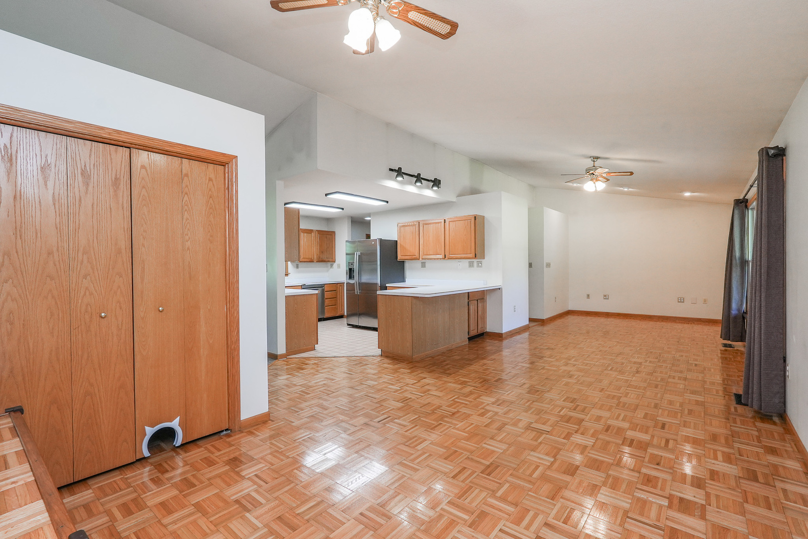 3121 Sportsman Club Road Property Photo 4