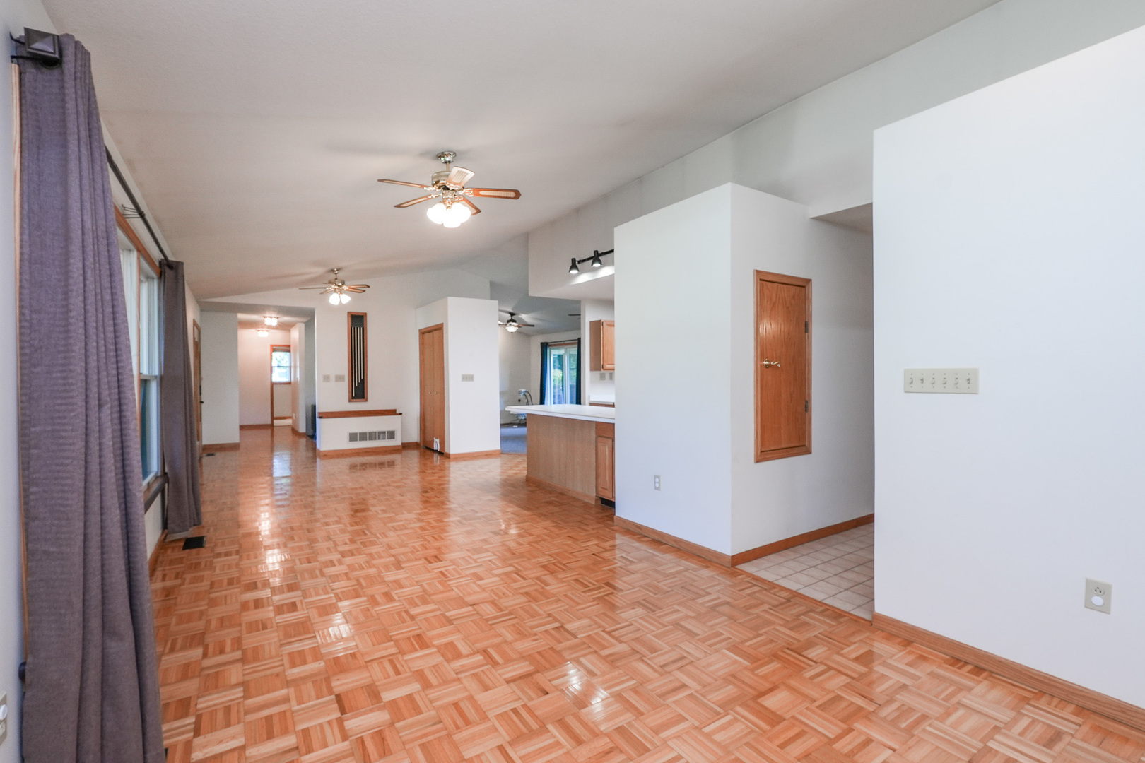 3121 Sportsman Club Road Property Photo 6