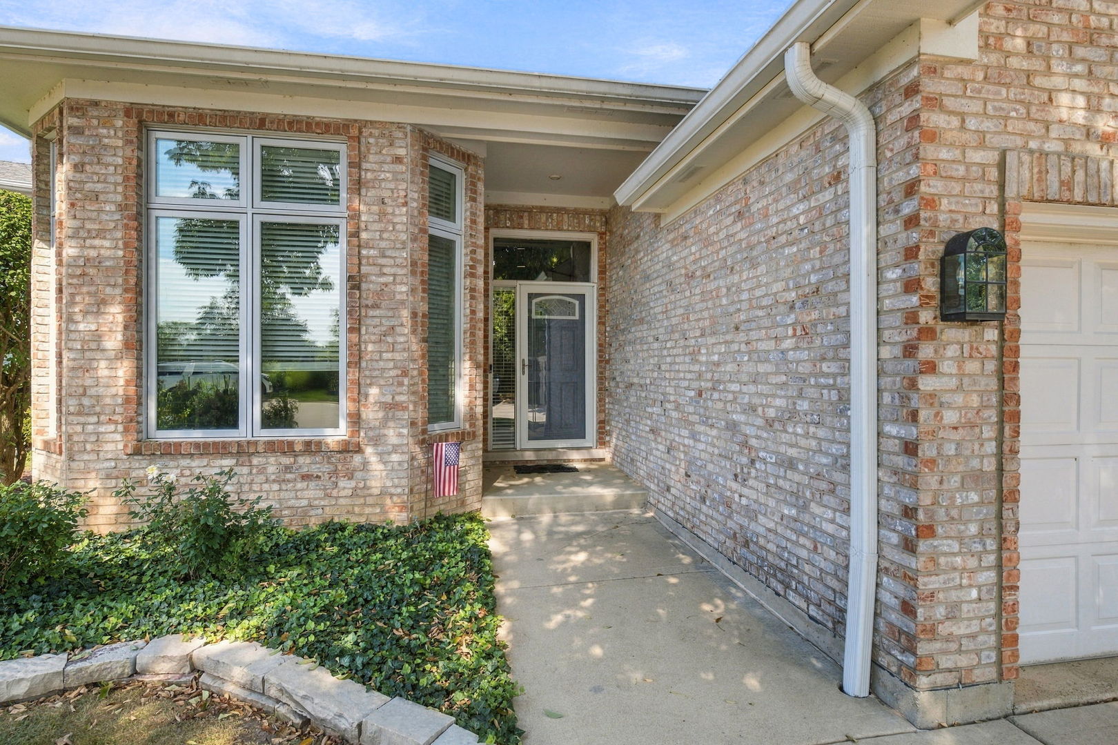23102 Lacroix Lane Property Photo 3