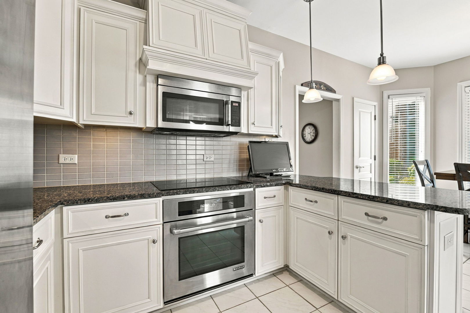 23102 Lacroix Lane Property Photo 12