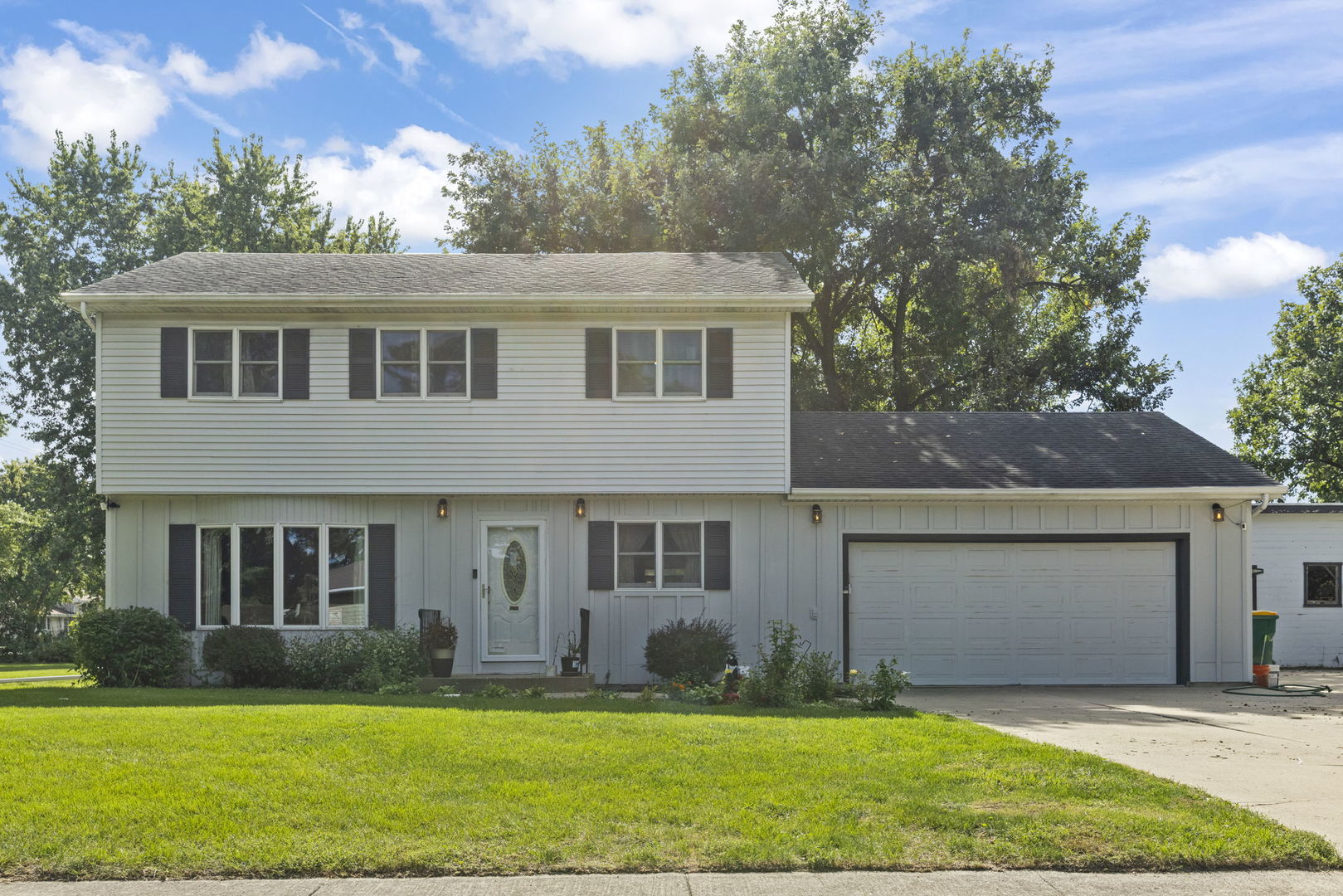 3800 Amber Court Property Photo 1