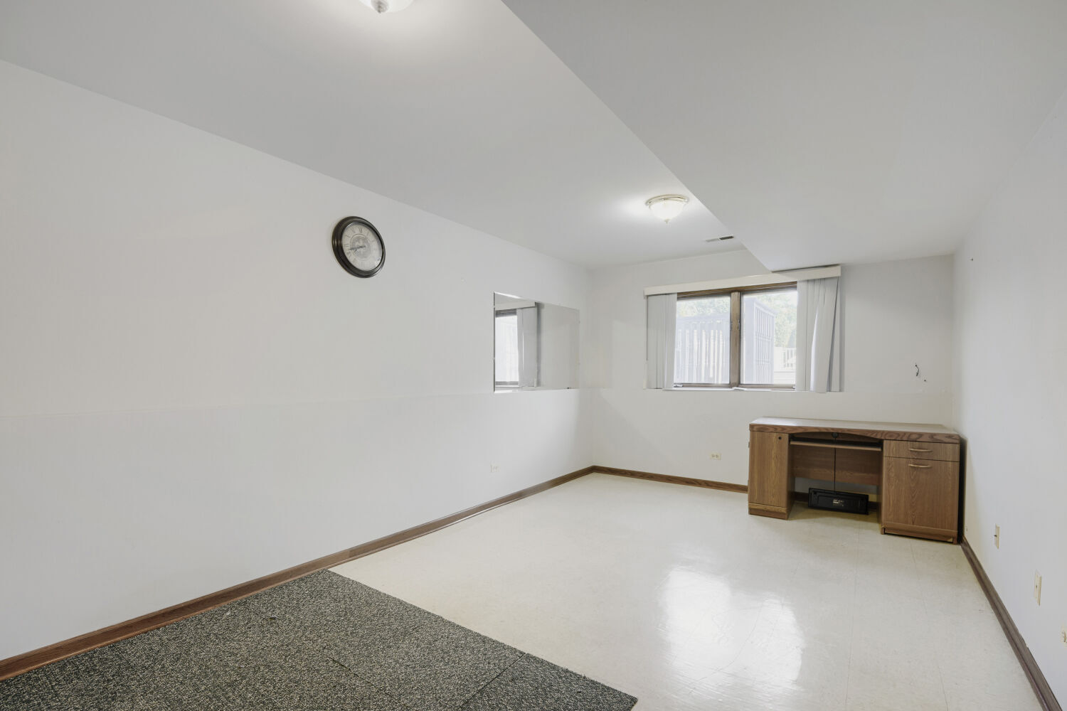 9015 Natoma Avenue Property Photo 23