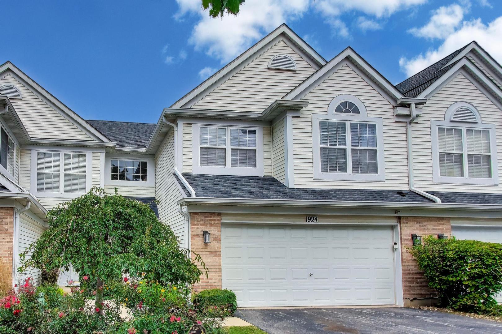 924 Ainsley Drive --- Property Photo 1