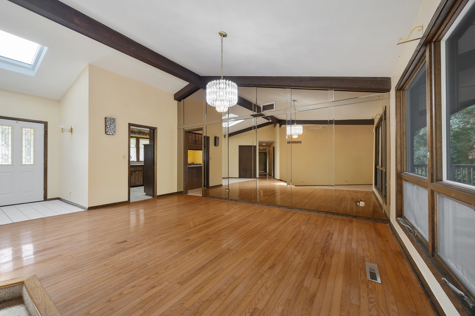 1120 263rd Street Property Photo 4