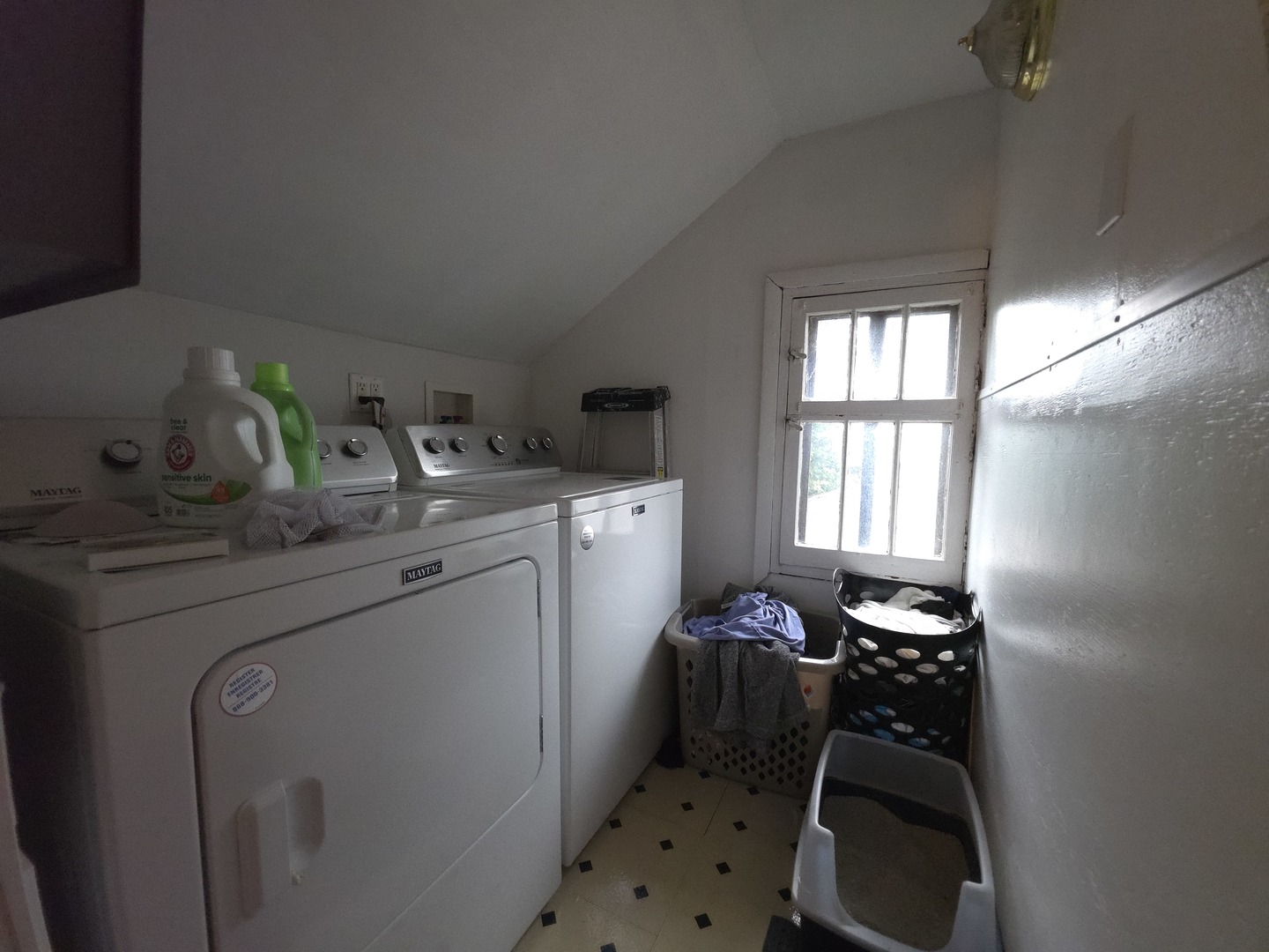 283 W North Avenue 2 Property Photo 15