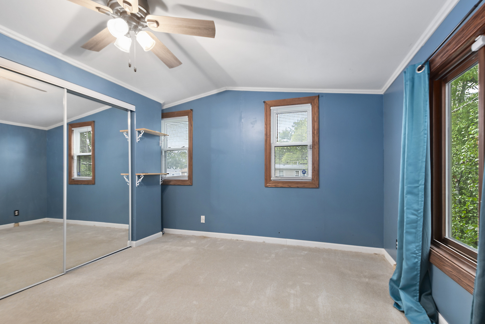 14115 Western Avenue 400b Property Photo 9