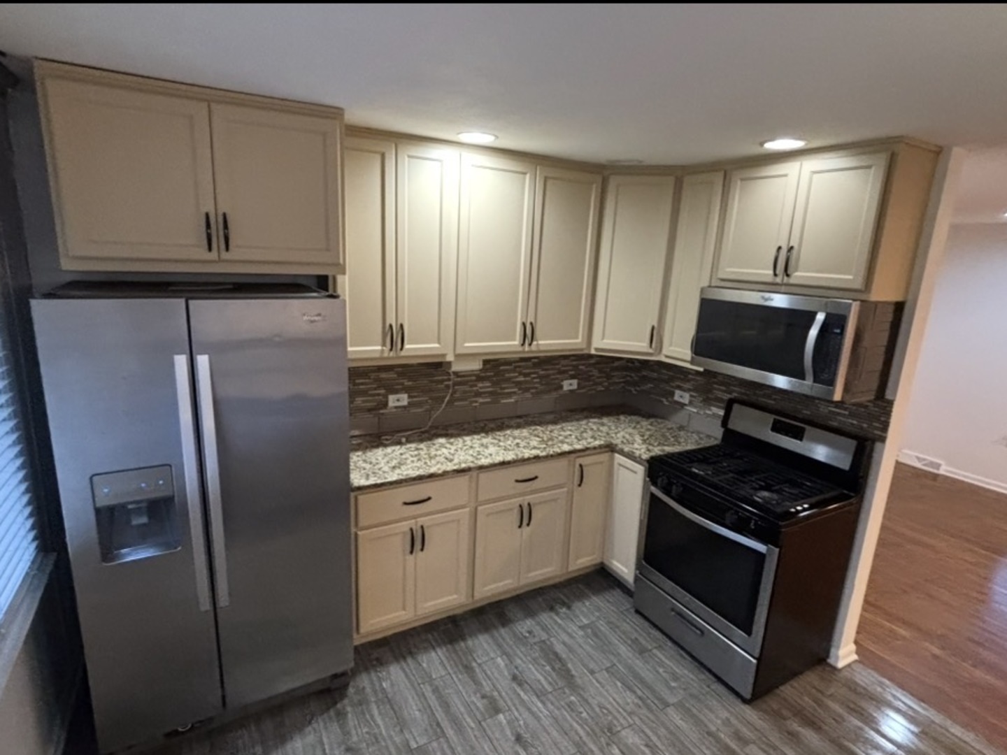 308 S Walnut Street Property Photo 4