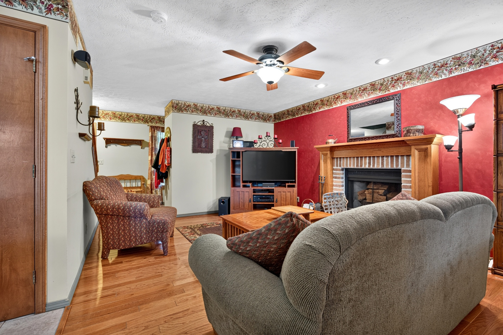 1208 Royal Pointe Drive Property Photo 7
