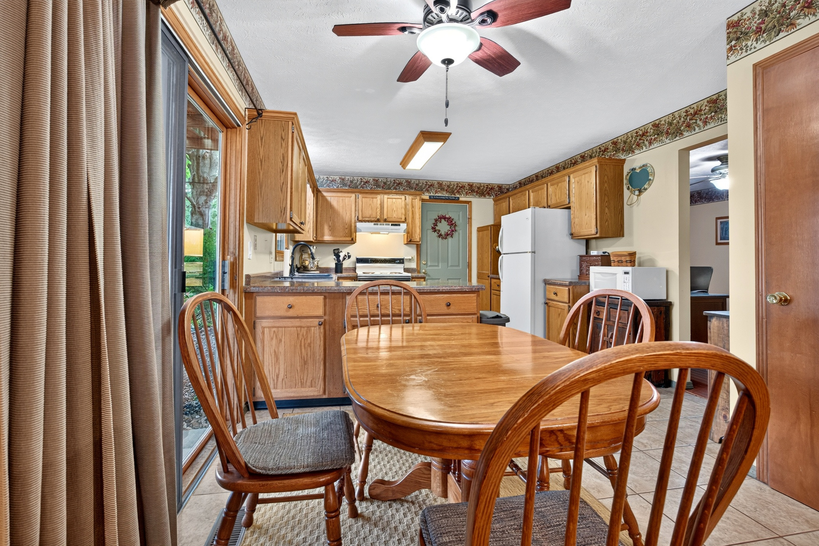 1208 Royal Pointe Drive Property Photo 8