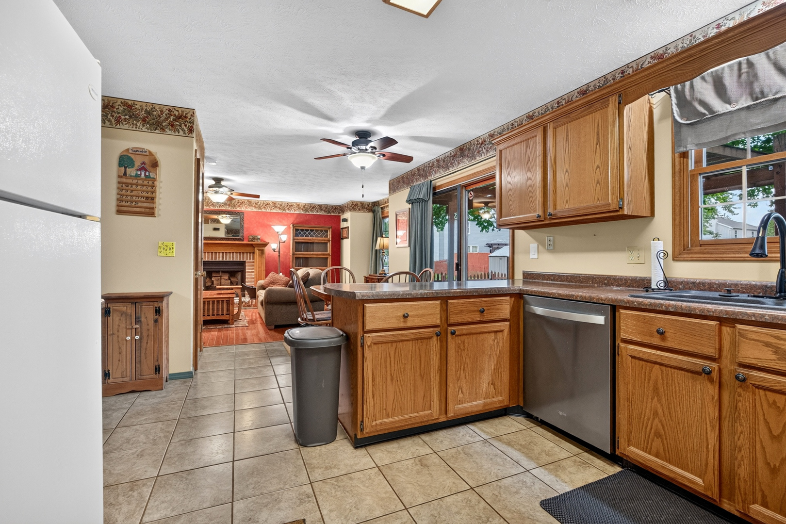 1208 Royal Pointe Drive Property Photo 12