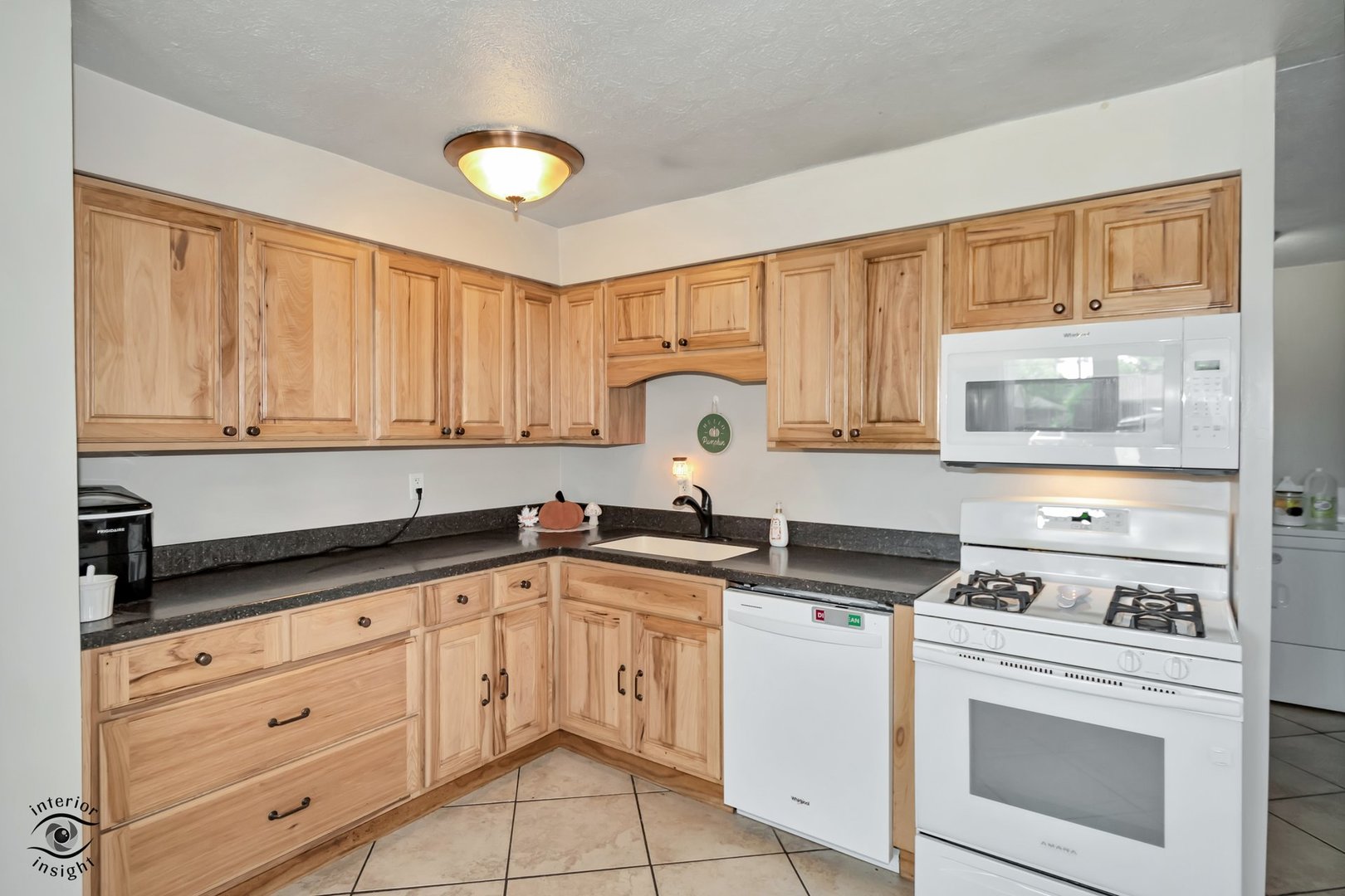 269 Ashley Avenue Property Photo 7