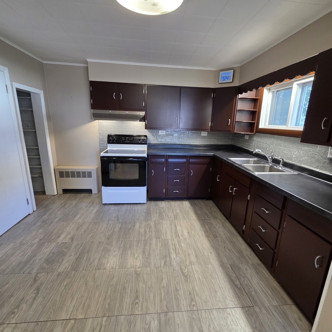301 3rd Street Property Photo 20