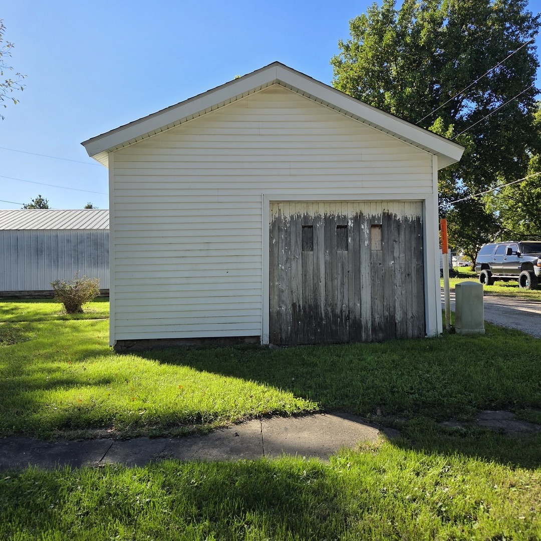 301 3rd Street Property Photo 30
