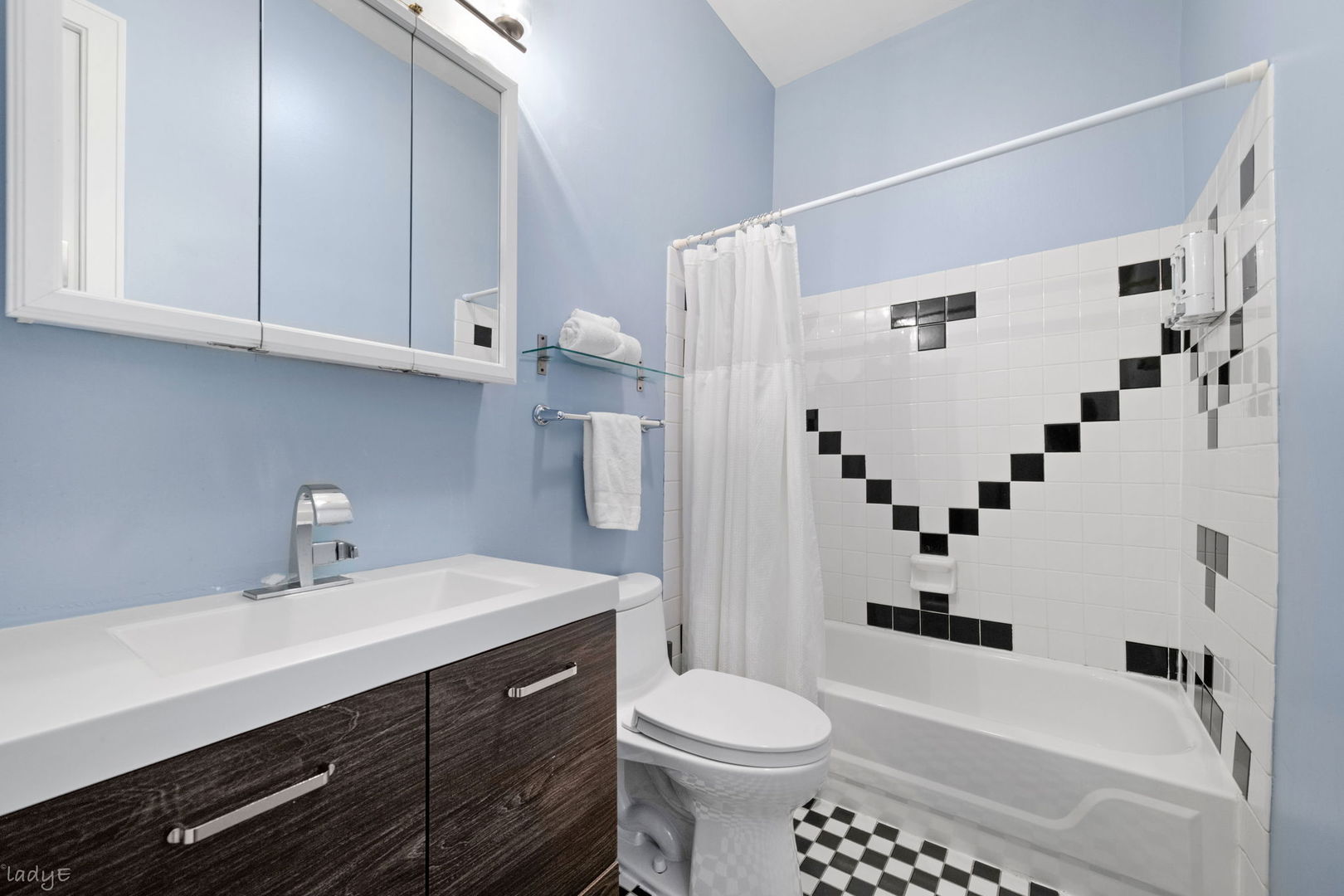 4354 N Kenmore Avenue 1n Property Photo 10