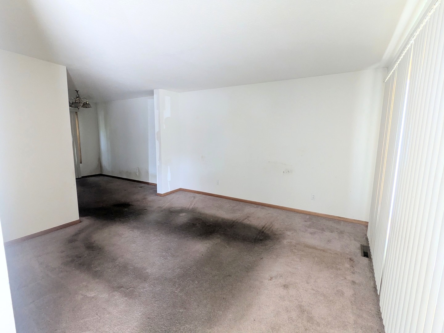 1053 School Street Property Photo 6