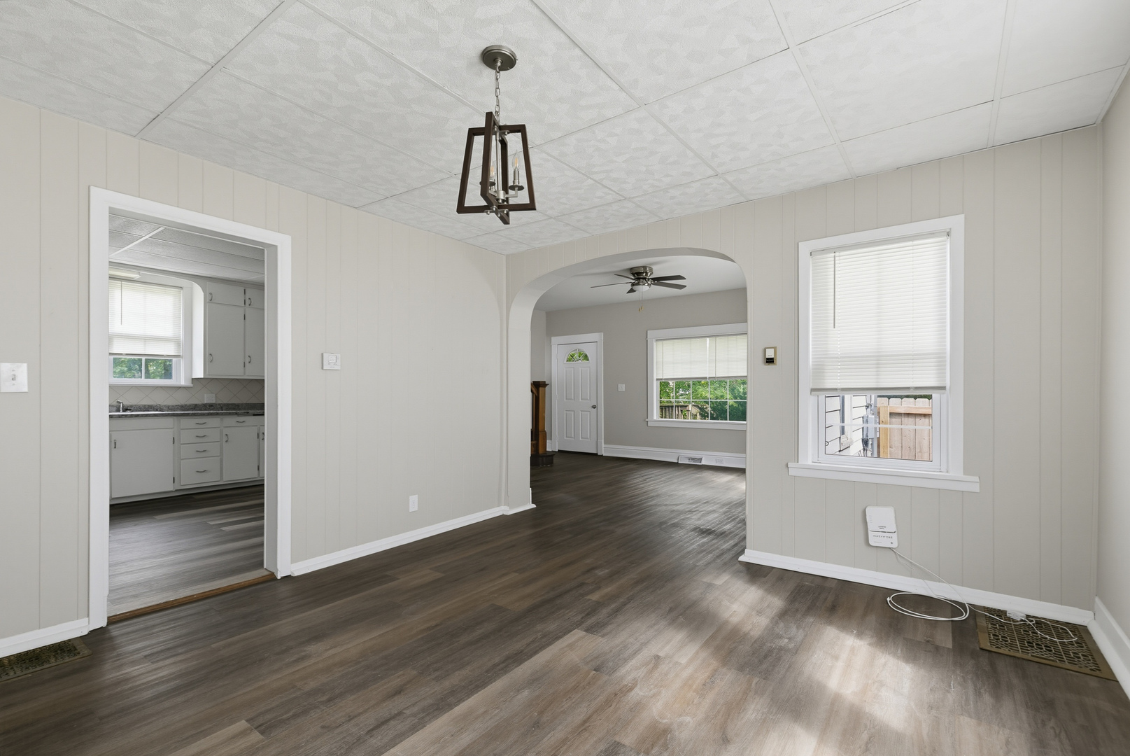 719 3rd Street Property Photo 8