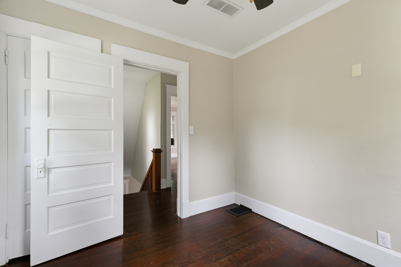 719 3rd Street Property Photo 16