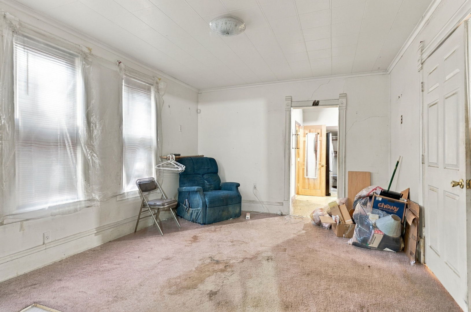 633 Locust Place Property Photo 7