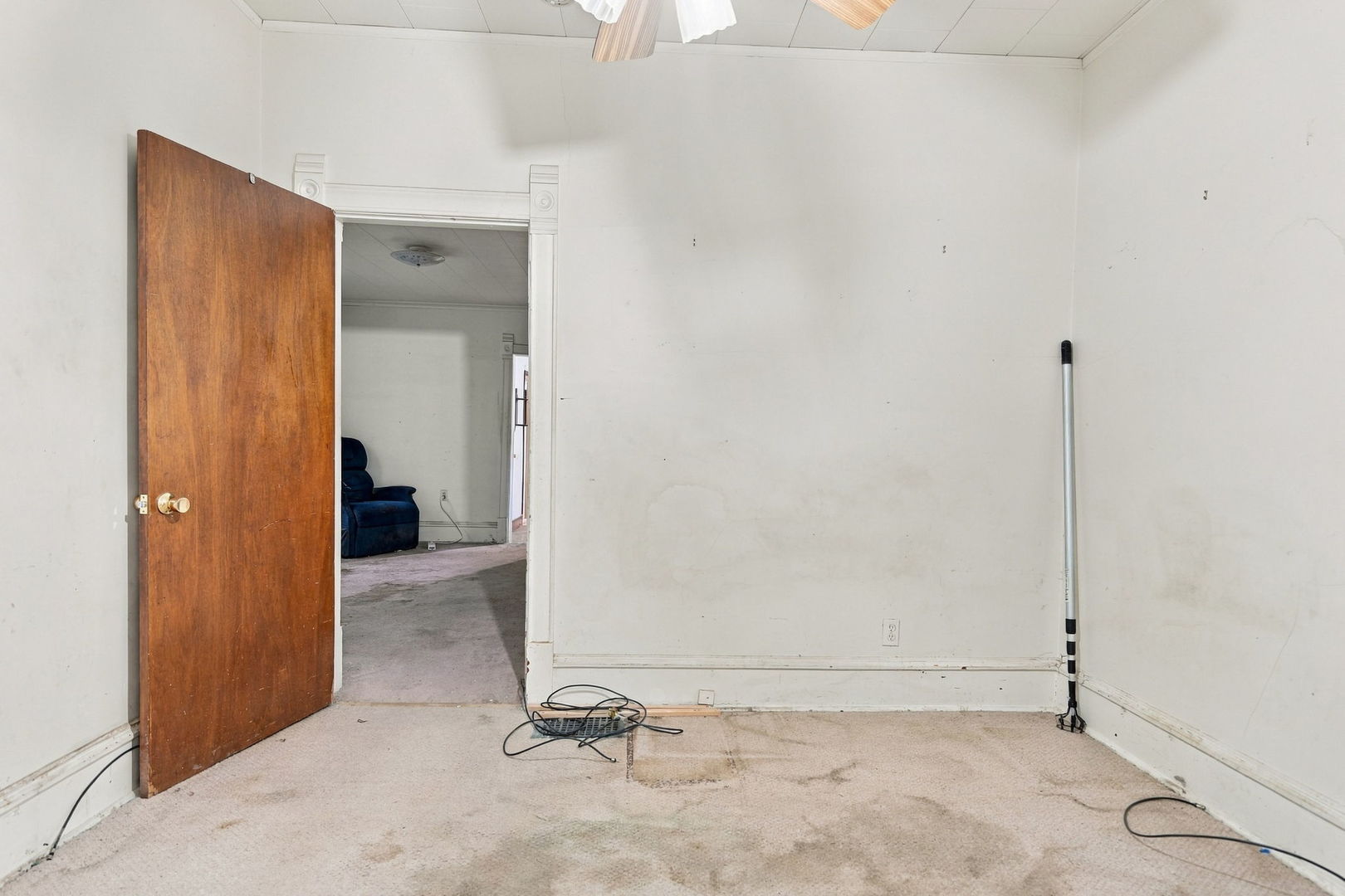 633 Locust Place Property Photo 11