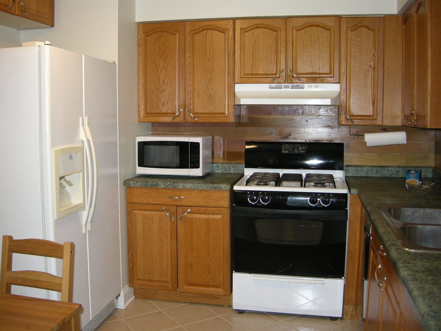 670 Marilyn Avenue 208 Property Photo 2