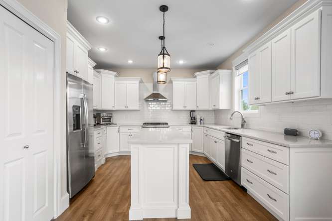 12773107 Property Photo 11