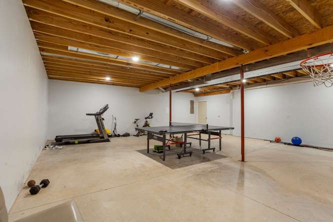 12773107 Property Photo 33