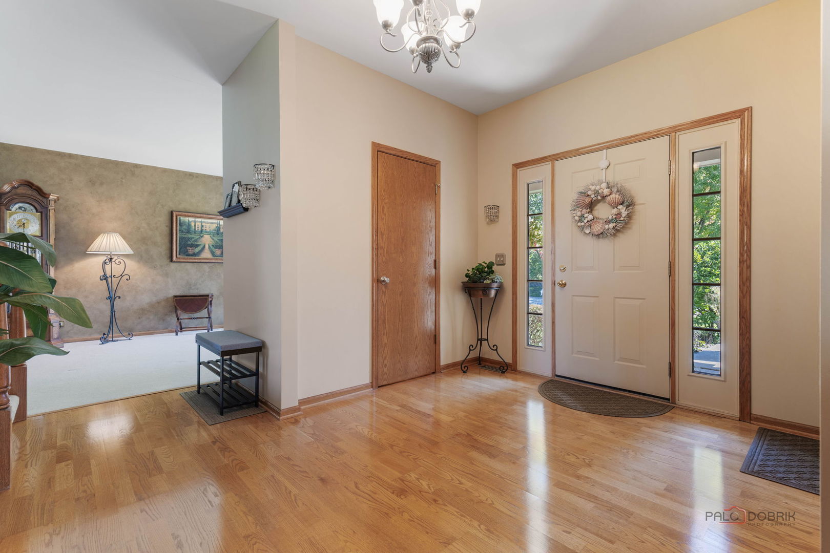 1490 Pheasant Trail Court Property Photo 2