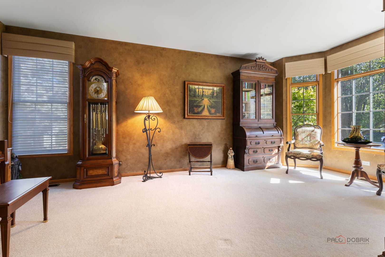 1490 Pheasant Trail Court Property Photo 4